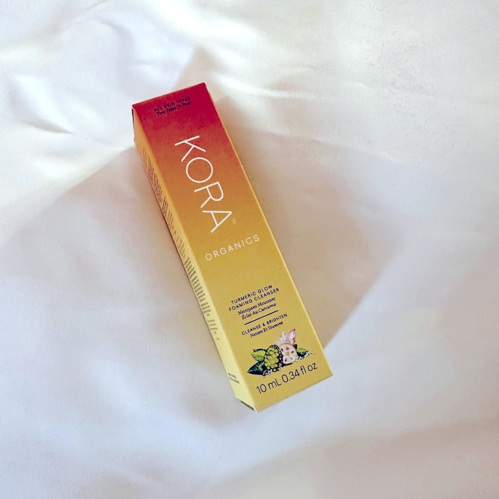 Kora Tumeric Glow Foaming Cleanser